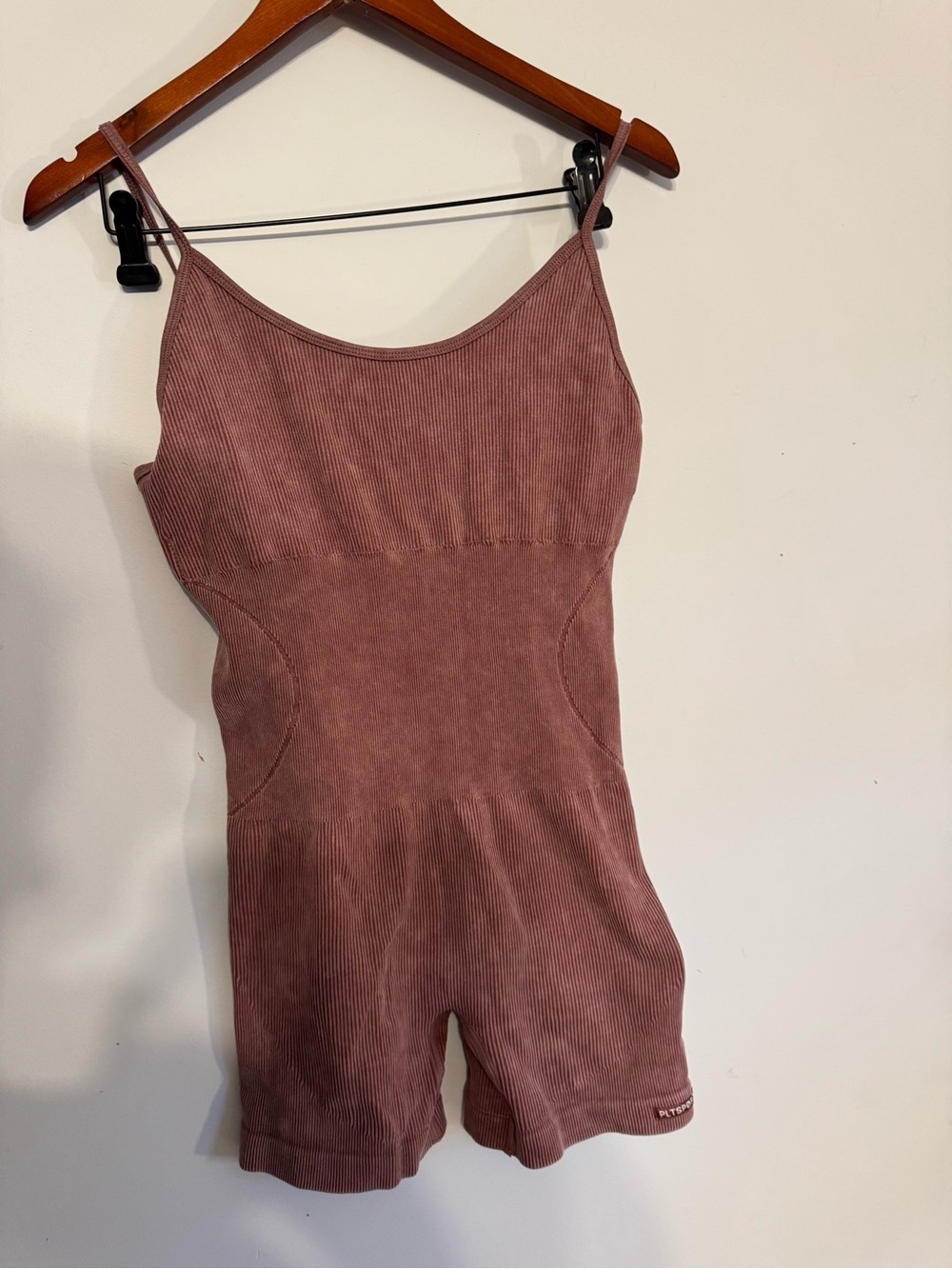 PrettyLittleThing Mauve Ribbed Sleeveless Romper
